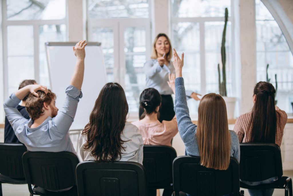 jakie rodzaje programów edukacyjnych są najlepsze