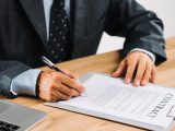podpisanie umowy na ubezpieczenie przedsiębiorstwa