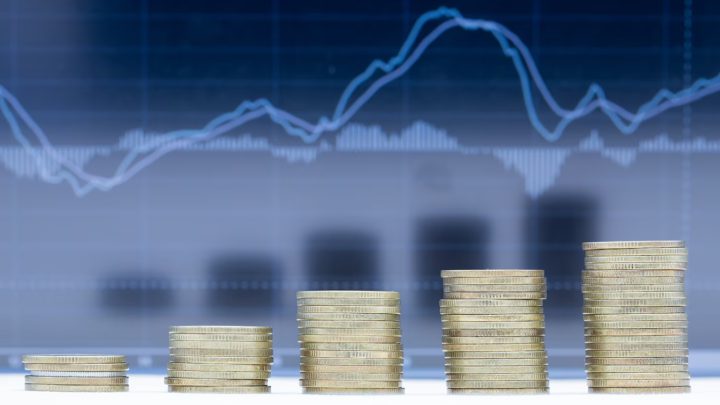 Dlaczego stopa procentowa jest jednym z najważniejszych narzędzi w walce z inflacją. Analiza polityki monetarnej