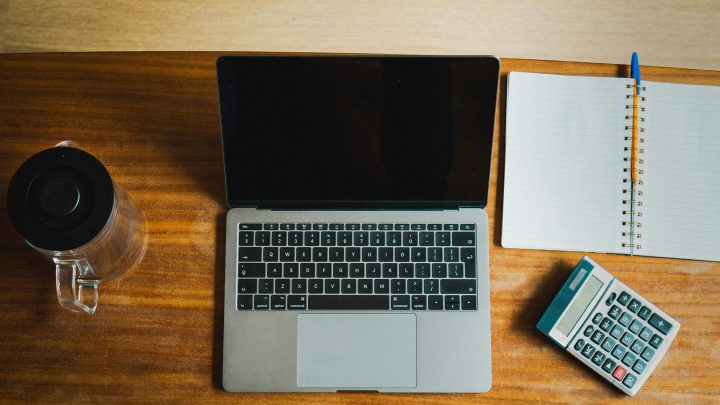 Ubezpieczenie cybernetyczne dla klientów indywidualnych – czy warto chronić swoje finanse przed atakami online?